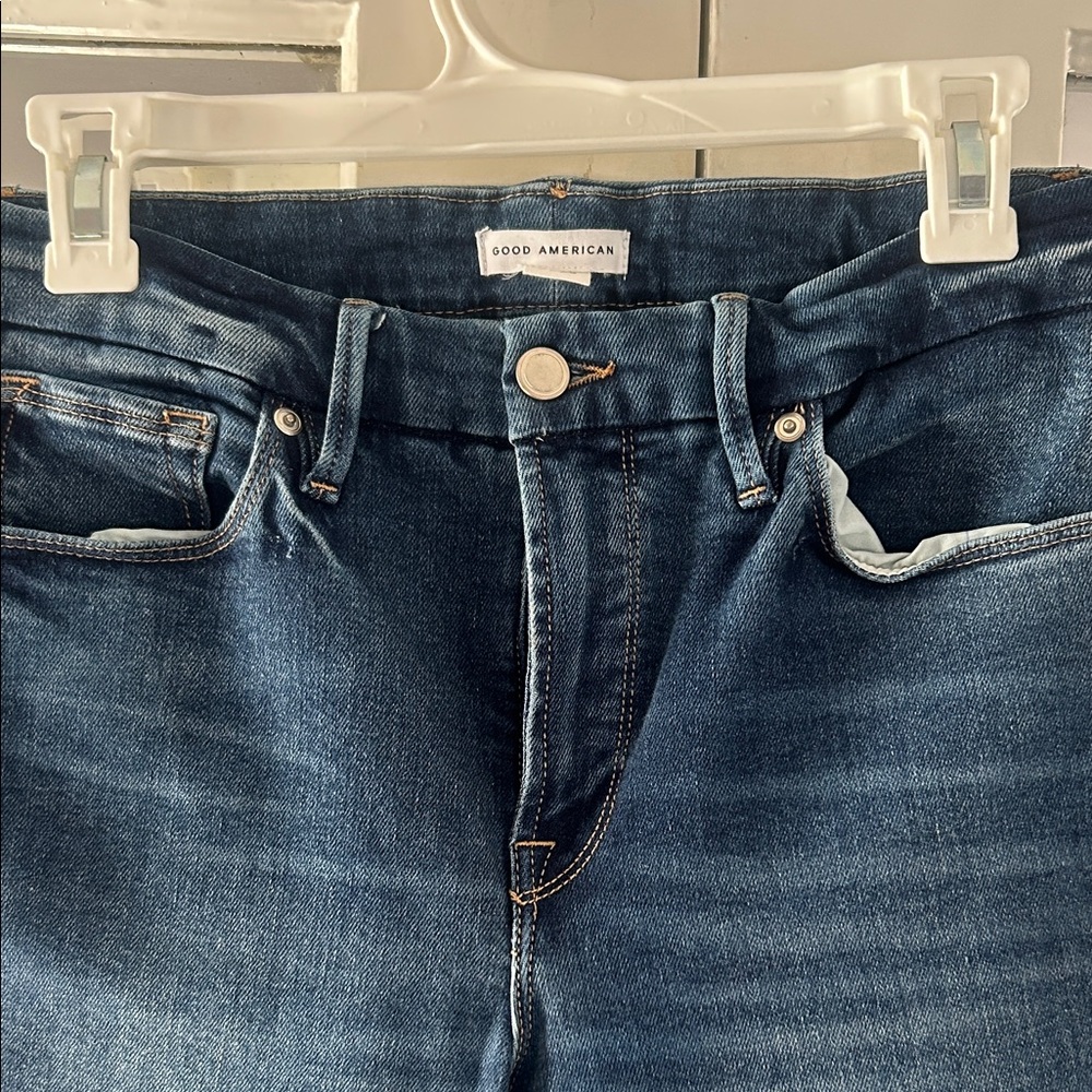 Good American High Rise Dark Blue Jeans